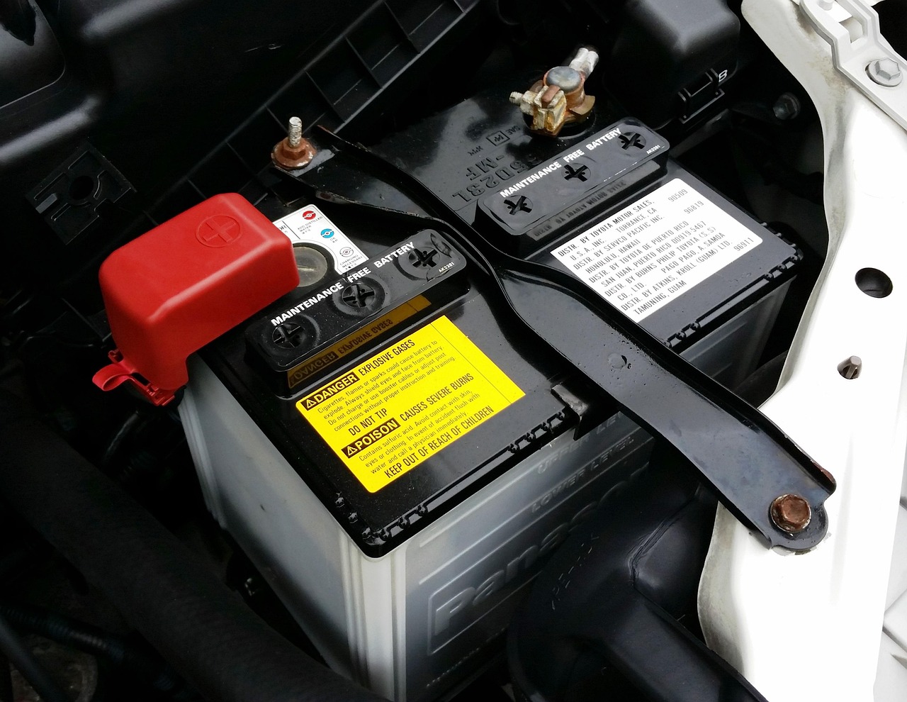 Coolant reservoir