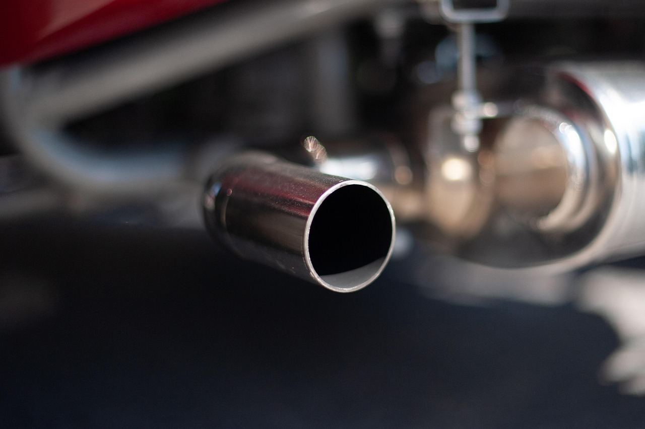 Fuel and emissions hoses