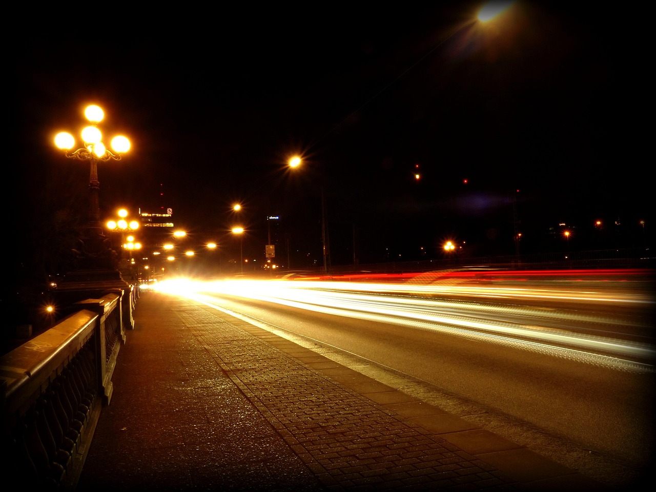 Flickering headlights